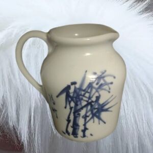 Oriental Bamboo Brush Art Ceramic Vase Pitcher Blue Cream 6"